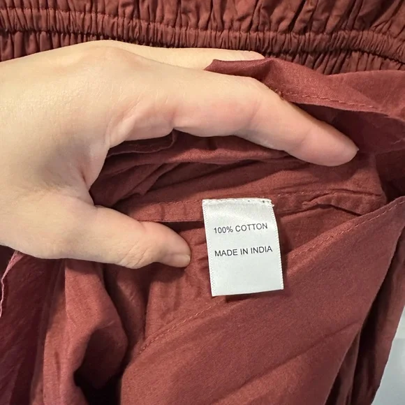 Ivy City Elegant Brown/Red Puff Sleeve Dress - Picture 4 of 4